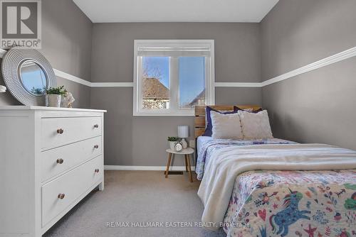 13 - 253 Sprucewood Crescent, Clarington (Bowmanville), ON - Indoor Photo Showing Bedroom