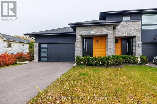 87 Port Robinson Road, Pelham (662 - Fonthill), ON - Outdoor With Facade