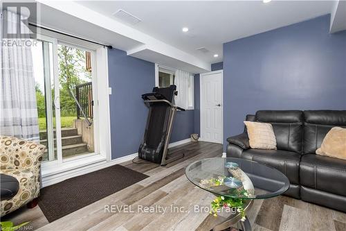 44 Haney Drive, Thorold (562 - Hurricane/Merrittville), ON - Indoor Photo Showing Other Room