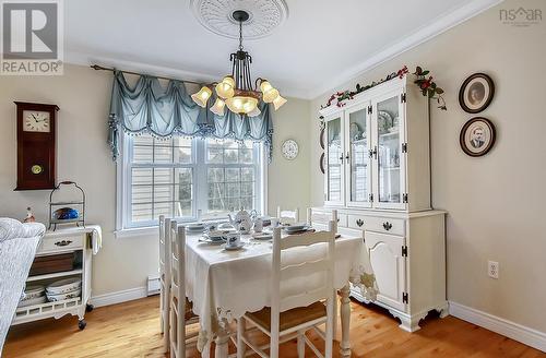 Dining area - 8 Compass Rose Court, Bedford, NS - Indoor Photo Showing Dining Room