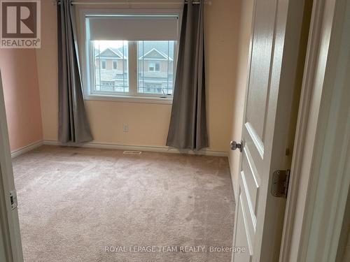 418 Barrick Hill Road, Ottawa, ON - Indoor Photo Showing Other Room