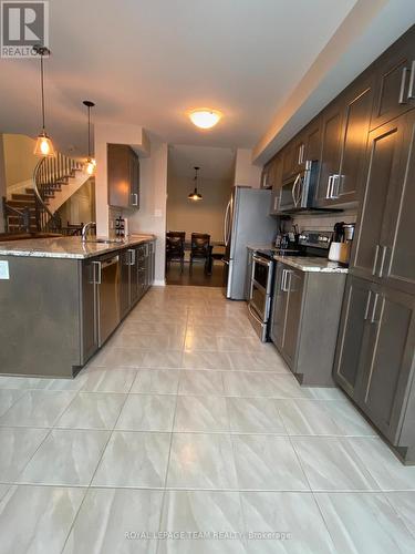 418 Barrick Hill Road, Ottawa, ON - Indoor Photo Showing Kitchen With Stainless Steel Kitchen