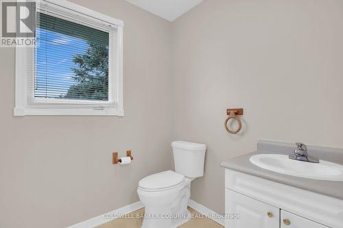 5582 Bridlewood Court, South Dundas, ON - Indoor Photo Showing Bathroom