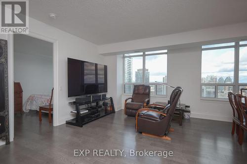 2503 - 33 Empress Avenue, Toronto, ON - Indoor Photo Showing Living Room