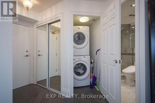 2503 - 33 Empress Avenue, Toronto, ON - Indoor Photo Showing Laundry Room