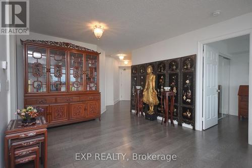 2503 - 33 Empress Avenue, Toronto, ON - Indoor Photo Showing Other Room