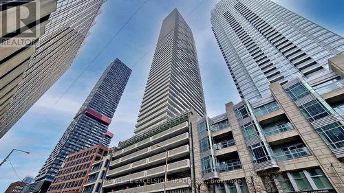 2306 - 2221 Yonge Street, Toronto, ON - Outdoor With Balcony With Facade