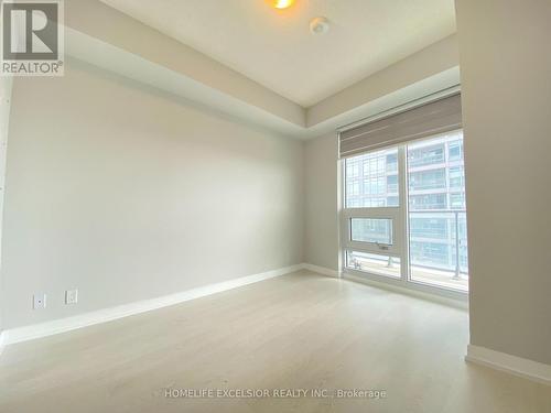 2306 - 2221 Yonge Street, Toronto, ON - Indoor Photo Showing Other Room