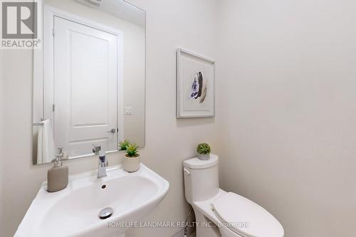 25 Hesperus Road, Vaughan, ON - Indoor Photo Showing Bathroom