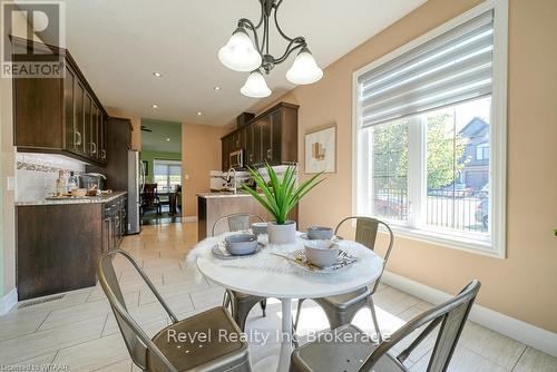 24 - 247 Munnoch Blvd., Woodstock (Woodstock - North), ON - Indoor Photo Showing Dining Room