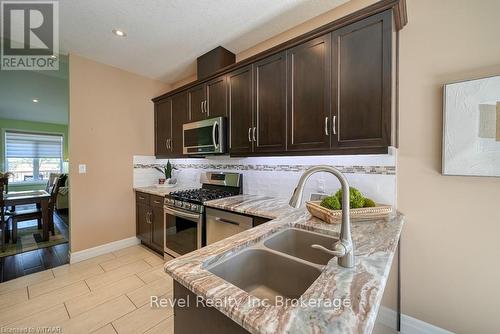 24 - 247 Munnoch Blvd., Woodstock (Woodstock - North), ON - Indoor Photo Showing Kitchen With Double Sink With Upgraded Kitchen