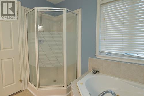 6 Navajo Place, St. John'S, NL - Indoor Photo Showing Bathroom