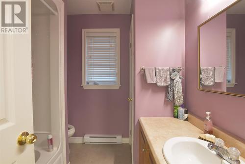 6 Navajo Place, St. John'S, NL - Indoor Photo Showing Bathroom