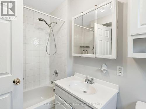 103 Williamson Drive, Haldimand, ON - Indoor Photo Showing Bathroom