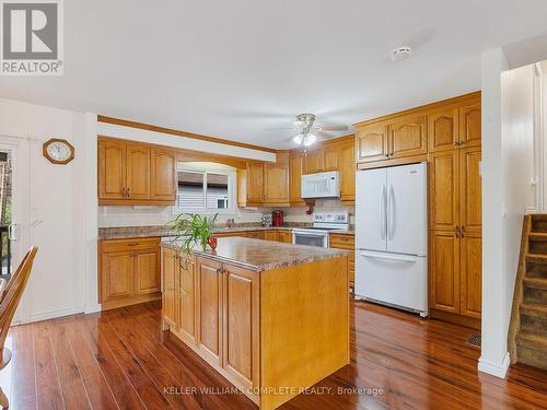 103 Williamson Drive, Haldimand, ON - Indoor Photo Showing Kitchen