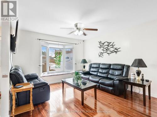 103 Williamson Drive, Haldimand, ON - Indoor Photo Showing Living Room