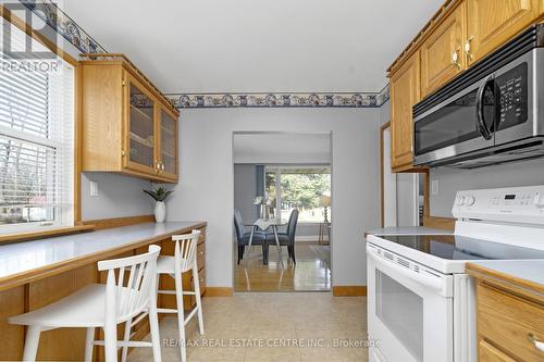 9 Dundas Street E, Erin, ON - Indoor Photo Showing Kitchen