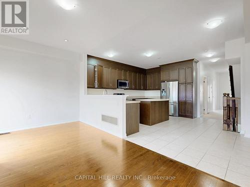 7 Pidgeon Street, Toronto, ON - Indoor Photo Showing Kitchen