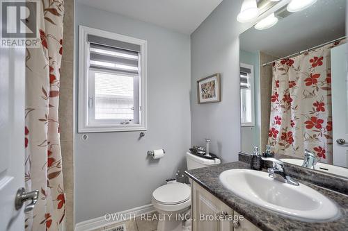 14 Icefall Road, Caledon, ON - Indoor Photo Showing Bathroom