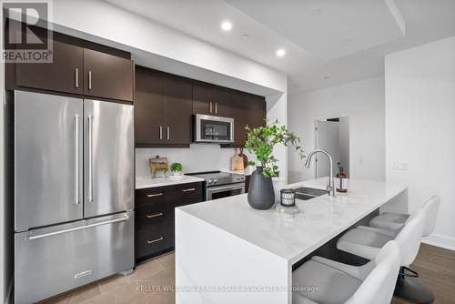 1304 - 1880 Gordon Street, Guelph, ON - Indoor Photo Showing Kitchen With Stainless Steel Kitchen With Upgraded Kitchen