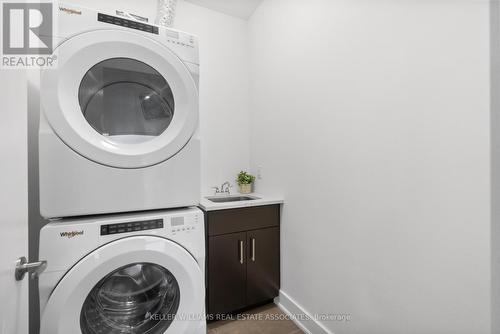 1304 - 1880 Gordon Street, Guelph, ON - Indoor Photo Showing Laundry Room