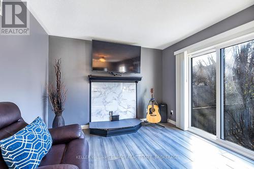 60 Champine Square, Clarington (Bowmanville), ON - Indoor