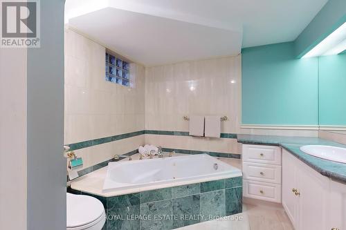 37 Springbank Avenue, Toronto, ON - Indoor Photo Showing Bathroom