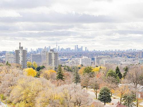 601-66 Forest Manor Rd W, Toronto, ON - Outdoor With View