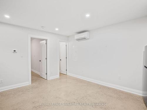 6-2563 Dundas St W, Toronto, ON - Indoor Photo Showing Other Room