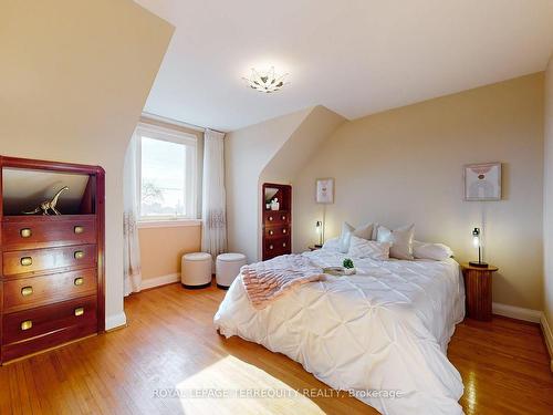 202 Rustic Rd, Toronto, ON - Indoor Photo Showing Bedroom