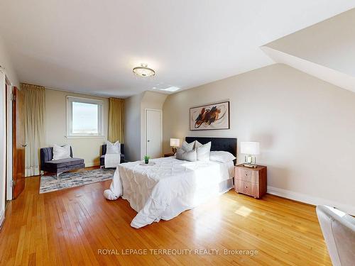 202 Rustic Rd, Toronto, ON - Indoor Photo Showing Bedroom