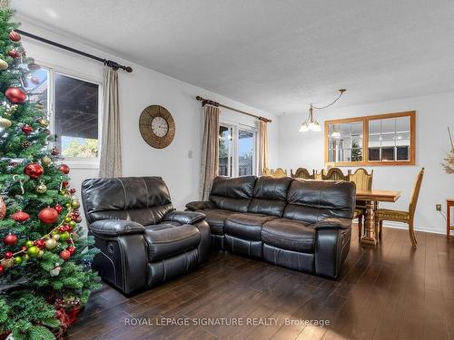 62 Adis Ave, Hamilton, ON - Indoor Photo Showing Kitchen With Double Sink