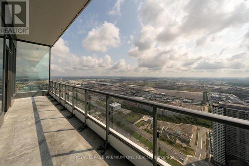 Ph02 - 950 Portage Parkway, Vaughan, ON - Outdoor With View