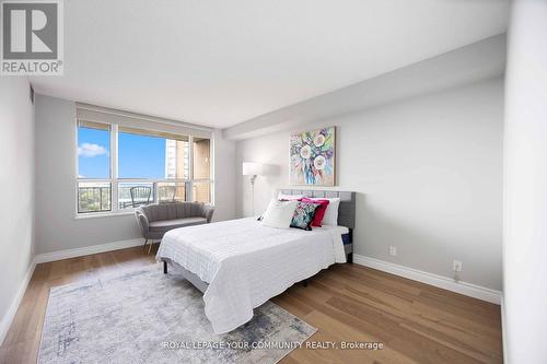 2009 - 100 Upper Madison Avenue, Toronto, ON - Indoor Photo Showing Bedroom