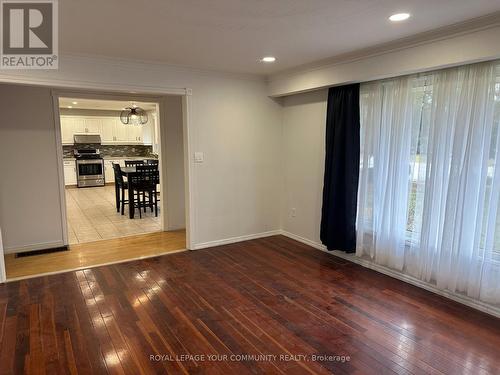 20015 Bathurst Street, East Gwillimbury, ON - Indoor Photo Showing Other Room