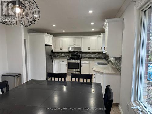 20015 Bathurst Street, East Gwillimbury, ON - Indoor Photo Showing Dining Room