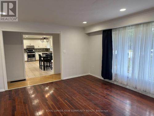 20015 Bathurst Street, East Gwillimbury, ON - Indoor Photo Showing Other Room