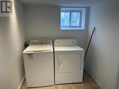 Bsmnt - 20015 Bathurst Street, East Gwillimbury, ON - Indoor Photo Showing Laundry Room