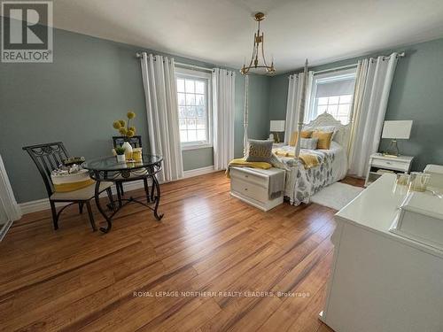 1180 Government Road S, Timmins (Mtj - Mountjoy Rural), ON - Indoor Photo Showing Living Room