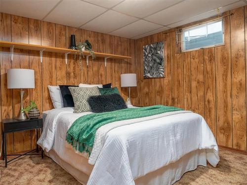 31 Leclair Place, Winnipeg, MB - Indoor Photo Showing Bedroom