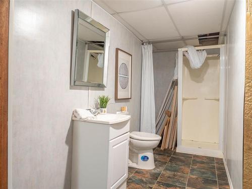 31 Leclair Place, Winnipeg, MB - Indoor Photo Showing Bathroom