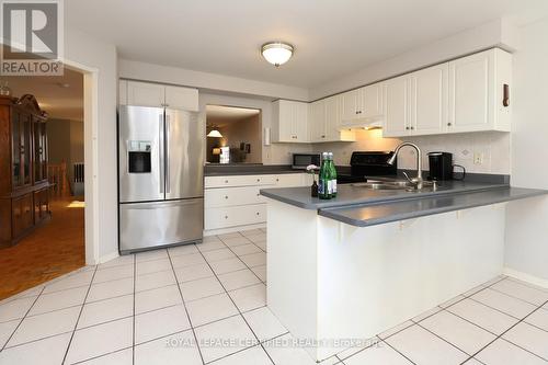 95 Vintage Gate, Brampton, ON - Indoor Photo Showing Kitchen With Double Sink