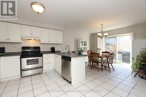 95 Vintage Gate, Brampton, ON - Indoor Photo Showing Kitchen With Double Sink