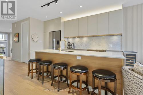 568 Edison Avenue, Ottawa, ON - Indoor Photo Showing Kitchen With Upgraded Kitchen