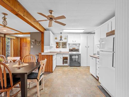 Dining room - 109 Ch. De La Baie-De-L'Ours N., Saint-Donat, QC - Indoor