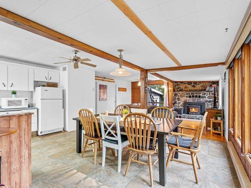 Dining room - 109 Ch. De La Baie-De-L'Ours N., Saint-Donat, QC - Indoor Photo Showing Dining Room