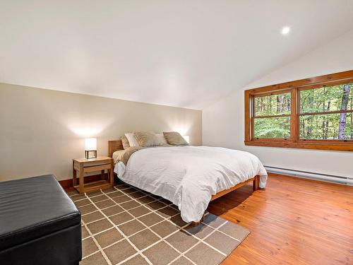 Chambre Ã Â coucher - 75 Ch. Marc-Aurèle-Fortin, Mont-Tremblant, QC - Indoor Photo Showing Bedroom