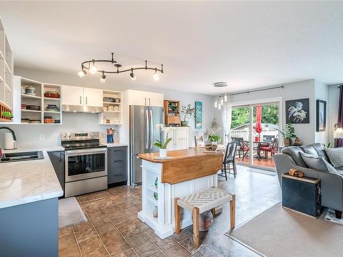 454 Warder Cres, Qualicum Beach, BC 