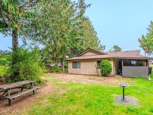 652 Johnstone Rd, French Creek, BC 