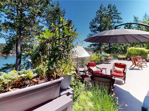 211 Scott Point Dr, Salt Spring, BC 